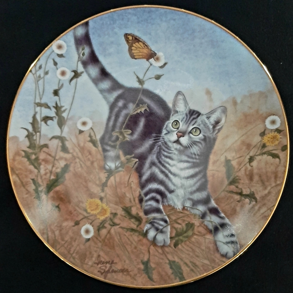 Collectable Plate "Garden of Weedin" Irene Spencer